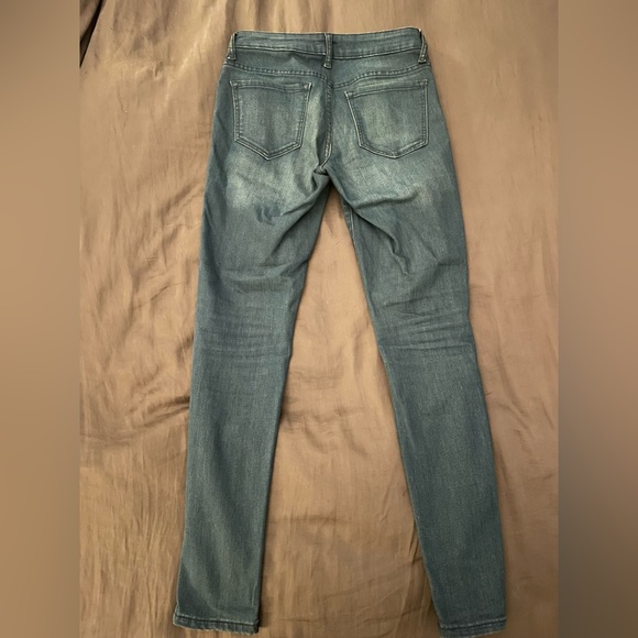 Old Navy skinny jeans, size 4 regular - Picture 3 of 3